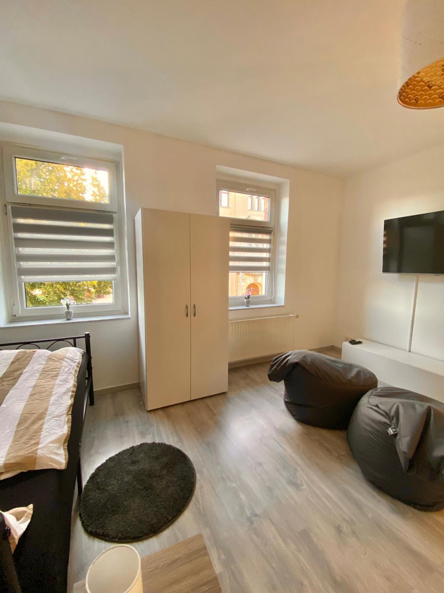 Schoene 3-Zimmer Monteurswohnung Im Sueden Von Leipzig Eg Exterior photo