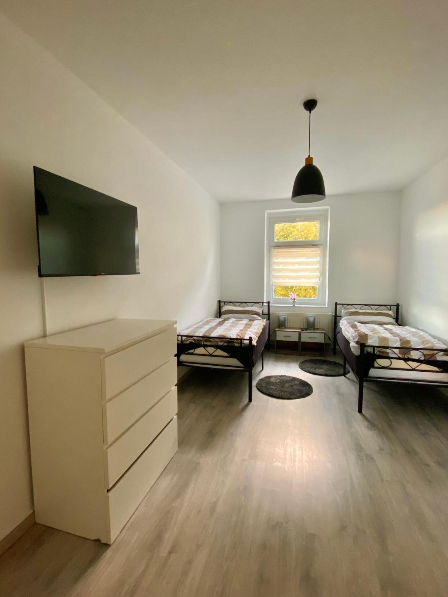 Schoene 3-Zimmer Monteurswohnung Im Sueden Von Leipzig Eg Exterior photo